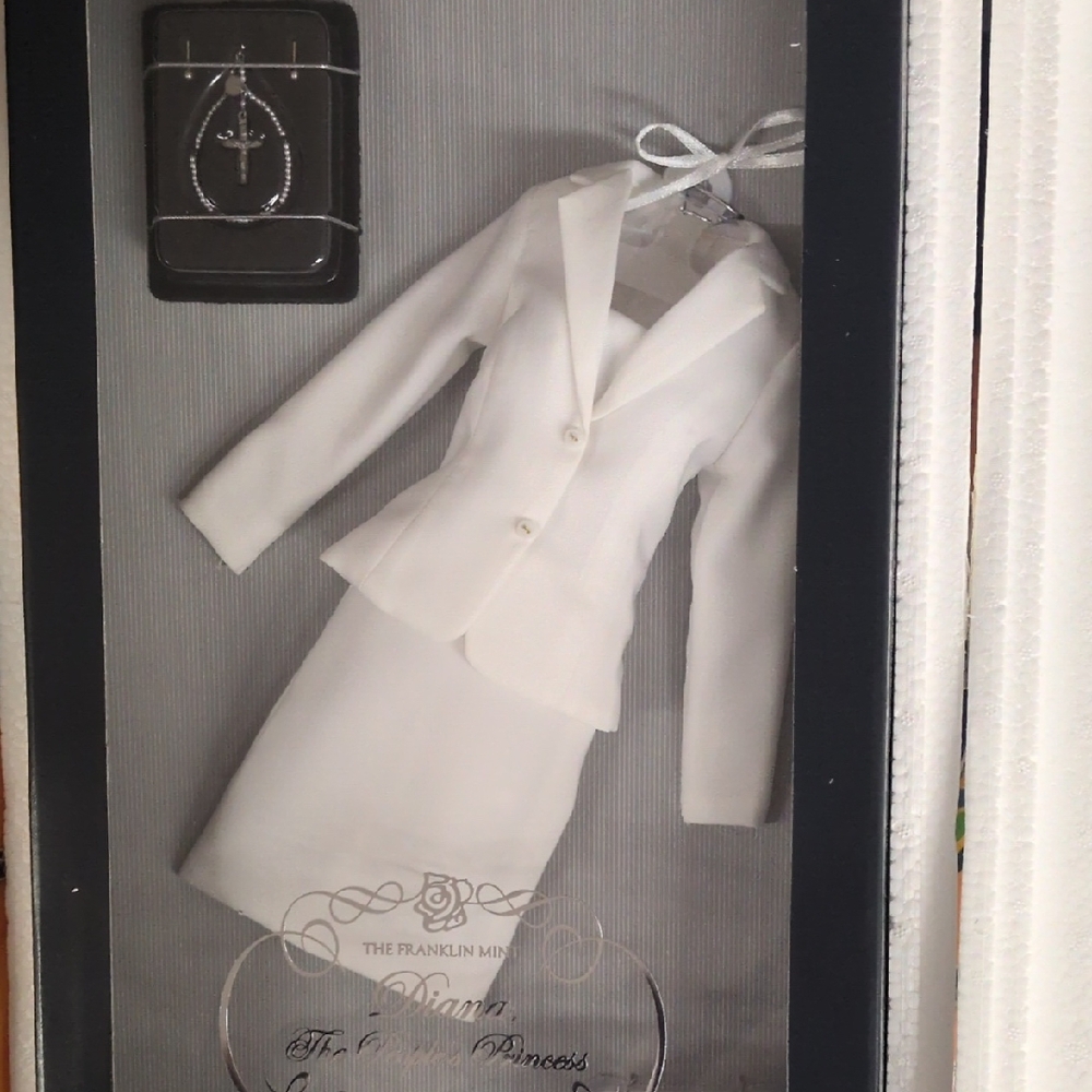 White Suit Set with Earrings